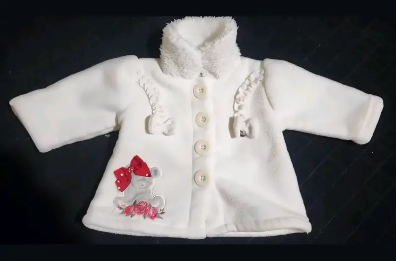 Conjunto de ropa infantil con diseño de animales - 4