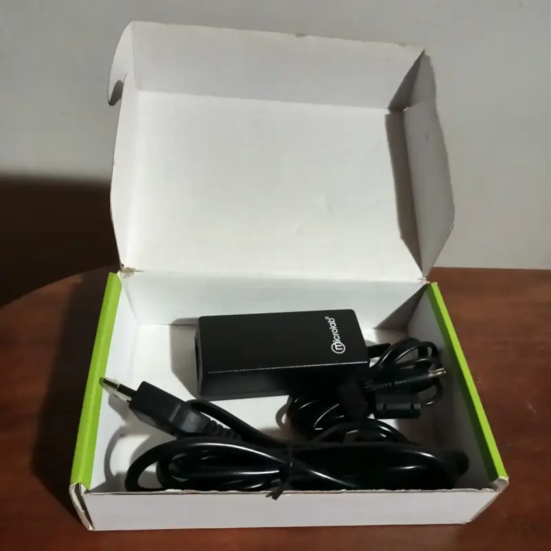 Cargador de Laptop Microlab para Samsung NC110 - 2