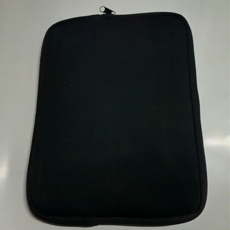 Funda negra para laptop 14 pulgadas - 2