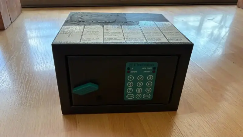 Caja fuerte electrónica Electrolux - 1