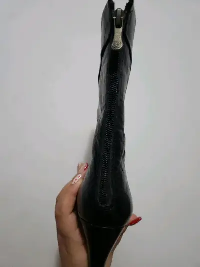 Botines POLLINI de cuero negro con tacón alto - miniatura 2