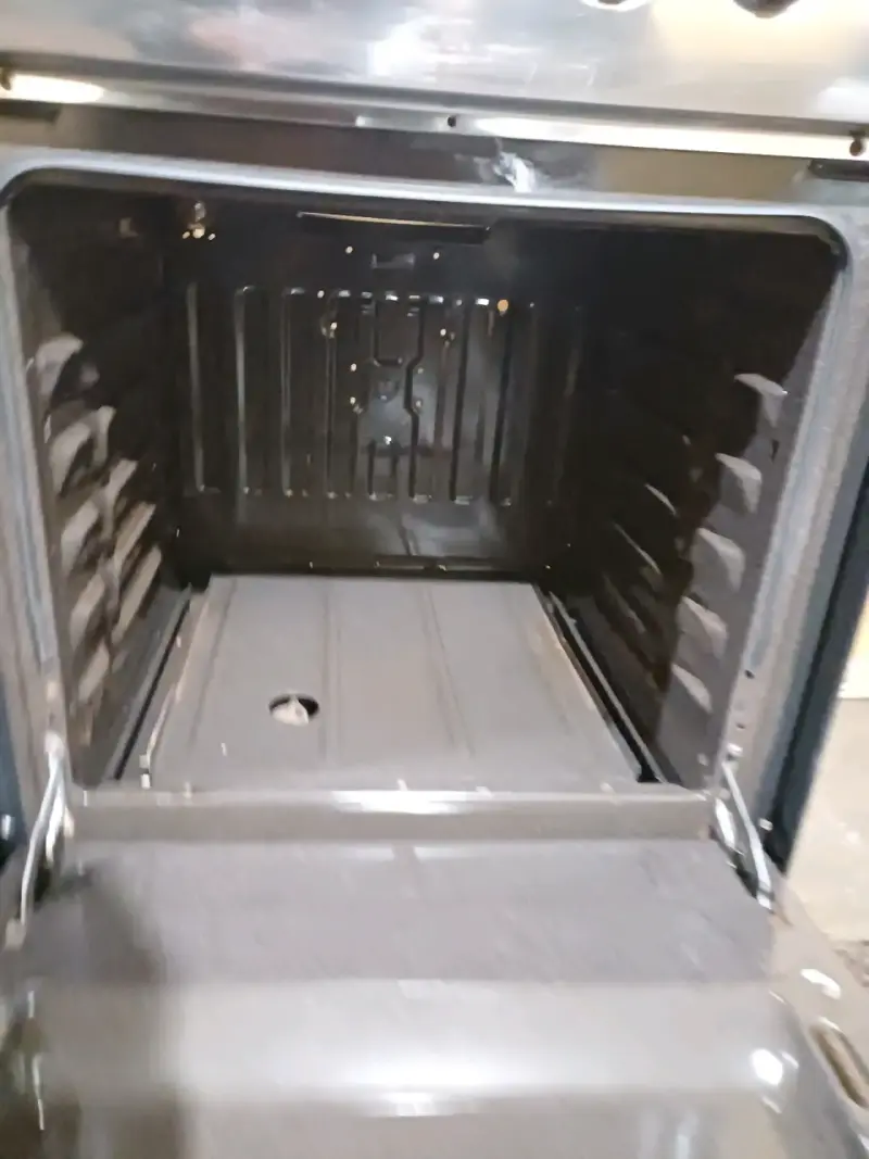 Cocina a gas de 4 quemadores con horno - 3