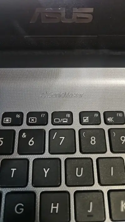 Notebook ASUS con pantalla HD y procesador Intel - miniatura 5