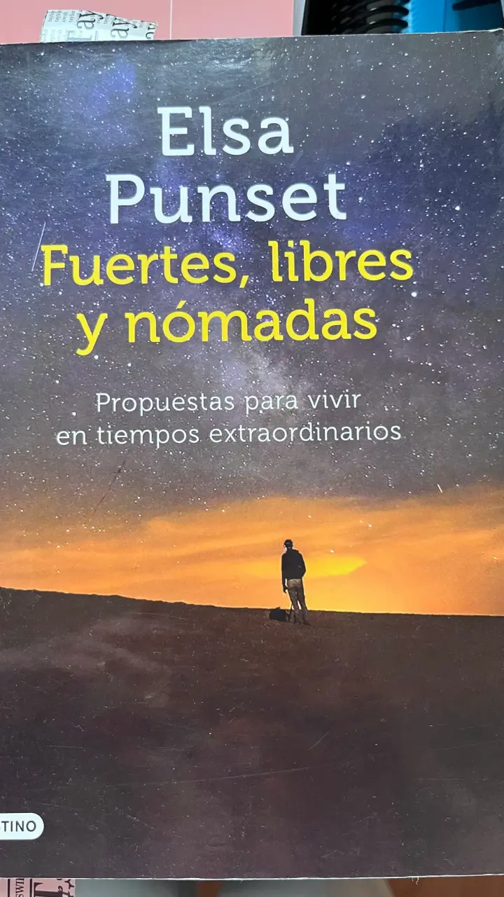 Libro 'Fuertes, Libres y Nómadas' de Elsa Punset