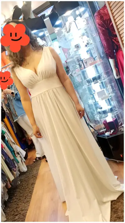 Vestido largo blanco elegante para mujer - miniatura 4