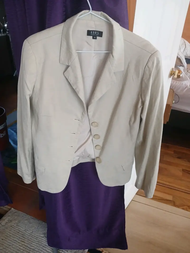 Blazer beige elegante para mujer Kors