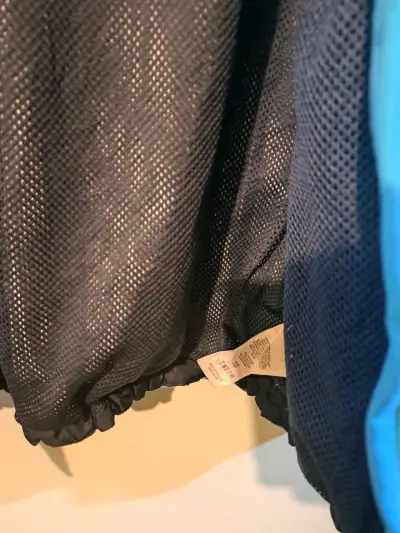 Chaqueta impermeable Columbia azul con capucha - miniatura 5