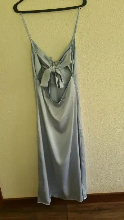Vestido largo de tirantes azul claro - miniatura 2