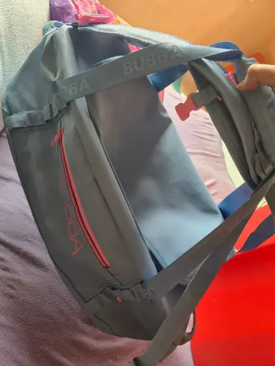 Bolso deportivo Bubba celeste con detalles rosados - miniatura 1