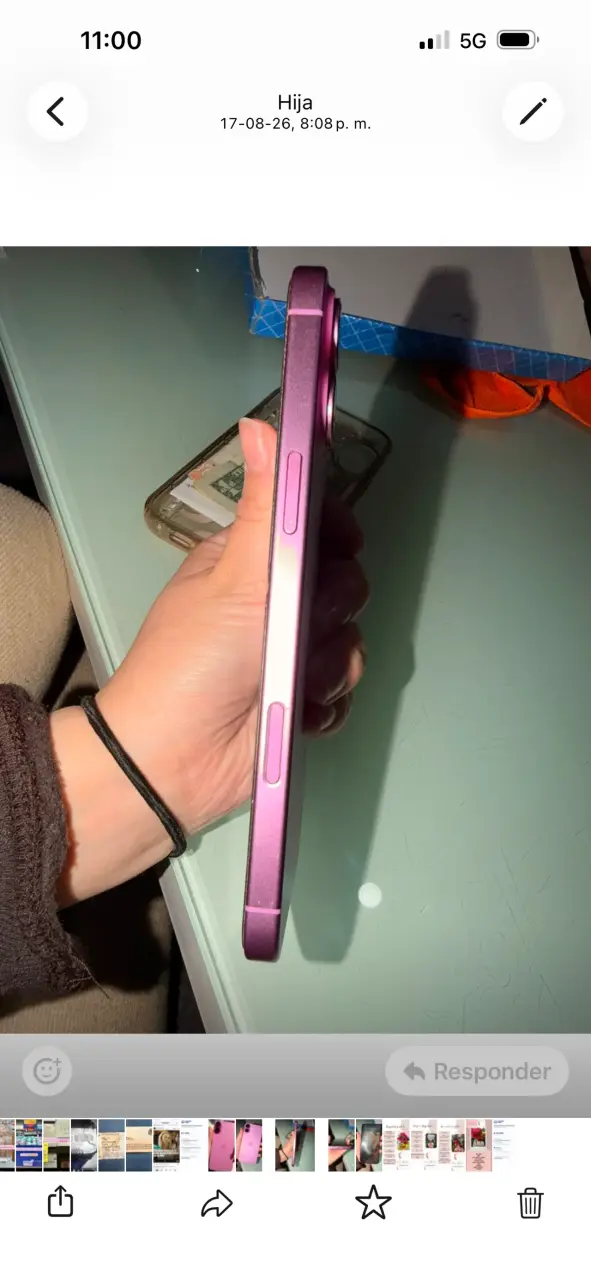 iPhone 16 plus rosa en buen estado - 2