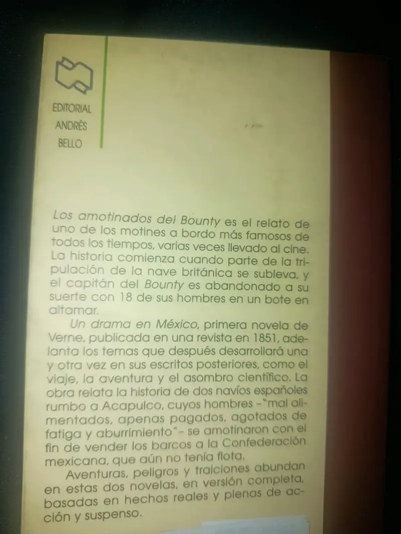 Libro 'Los Amotinados del Bounty' de Julio Verne - 2