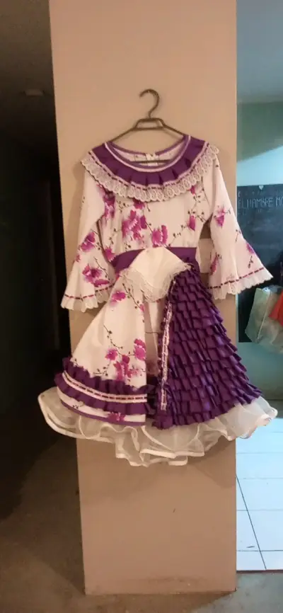 Vestido de huasa para niña incluye falso y pañuelo - miniatura 1