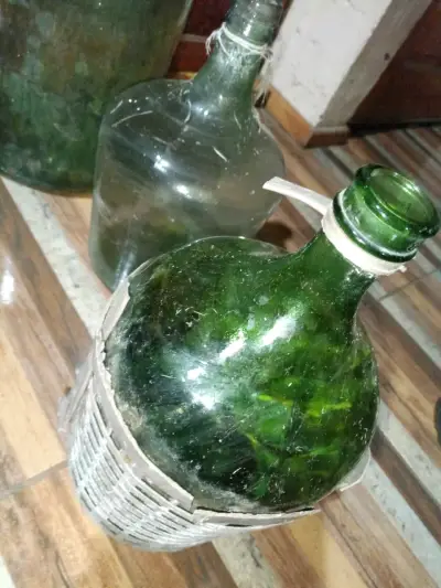 Botellones de vidrio antiguos para decoración - miniatura 3