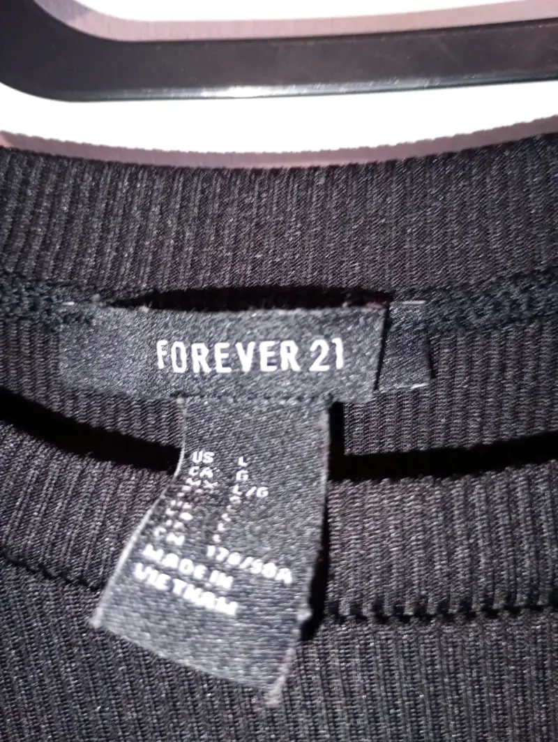 Body negro manga larga Forever 21 con diseño de corazón - 2