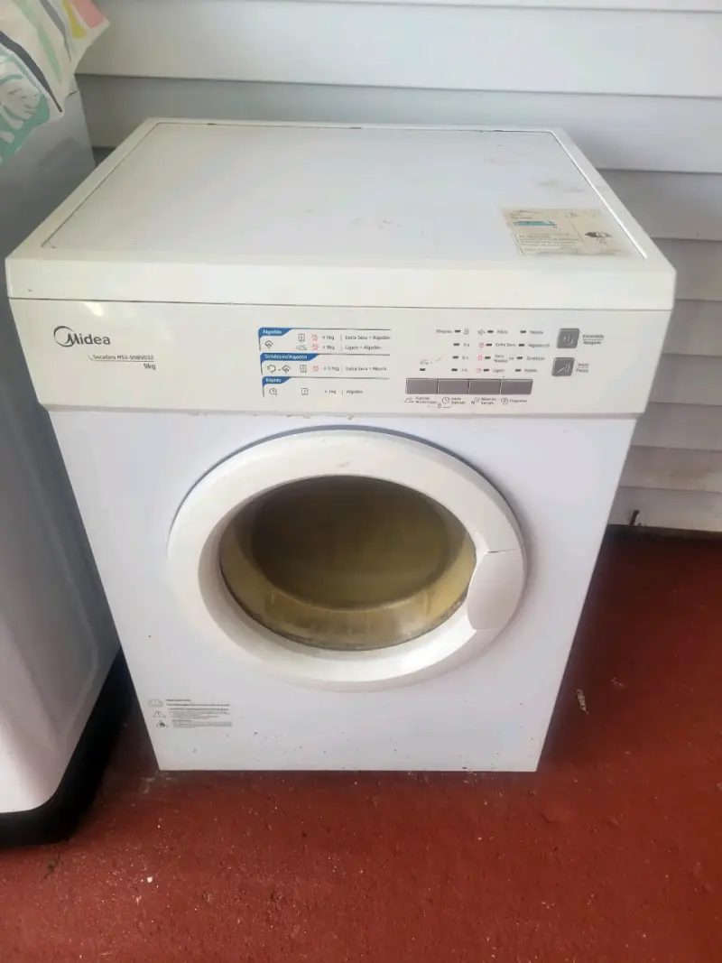Secadora Midea 9kg en buen estado - 1