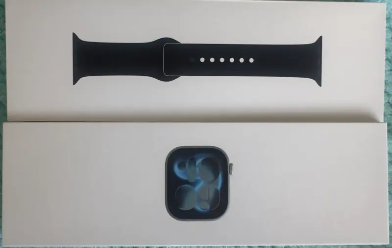 Apple Watch con Correa Deportiva Negra - 2