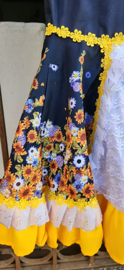 Vestido china con encaje amarillo infantil - miniatura 4