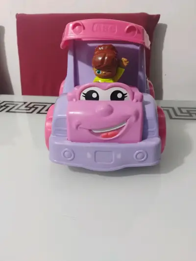Camión de juguete ABC con bloques y figura - miniatura 1