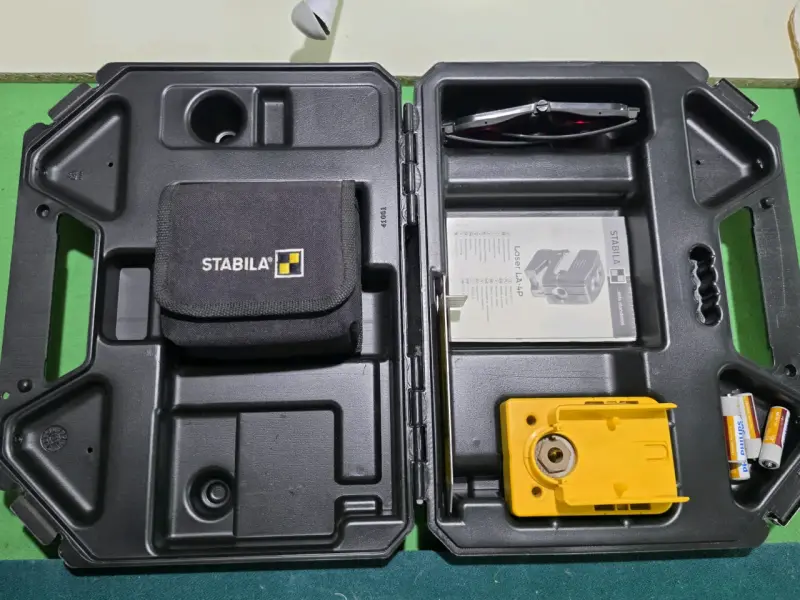 Nivel láser Stabila LA-4P con estuche - 2