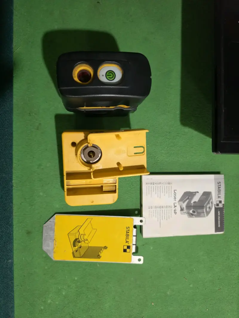 Nivel láser Stabila LA-4P con estuche - 4
