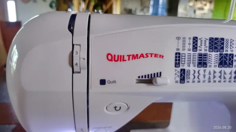 Máquina de Coser Remington Quiltmaster con Puntadas Variadas - 4