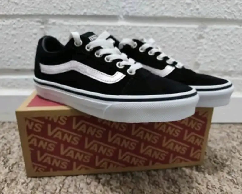 Zapatillas Vans , Adidas ,weinbrenner - 1