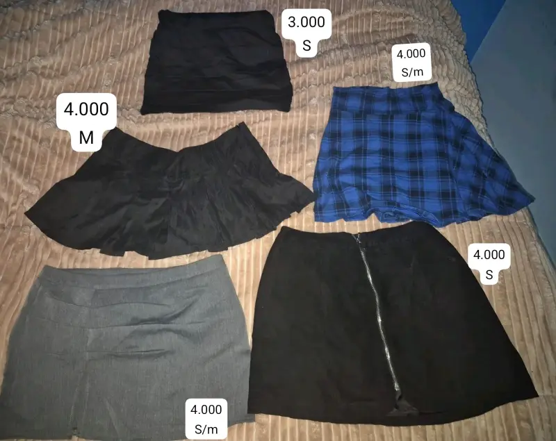 Lote de faldas y vestidos variados para mujer - 1