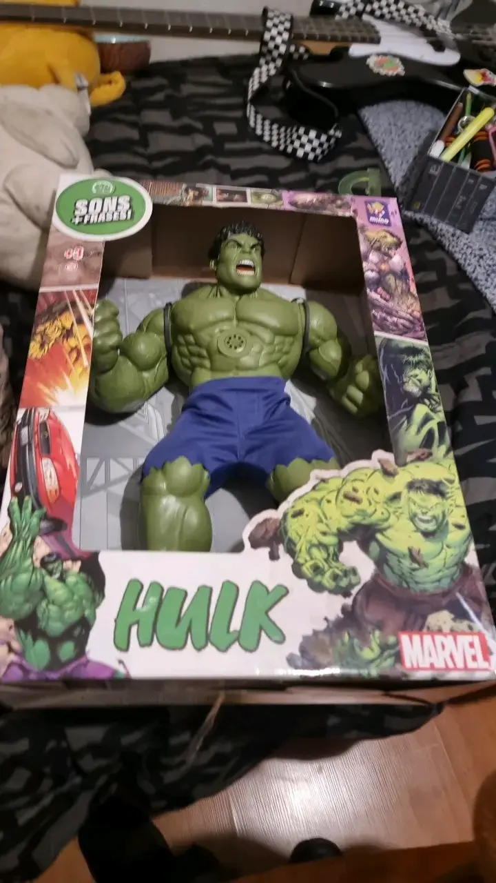 Figura de acción Hulk Marvel con sonido - 1