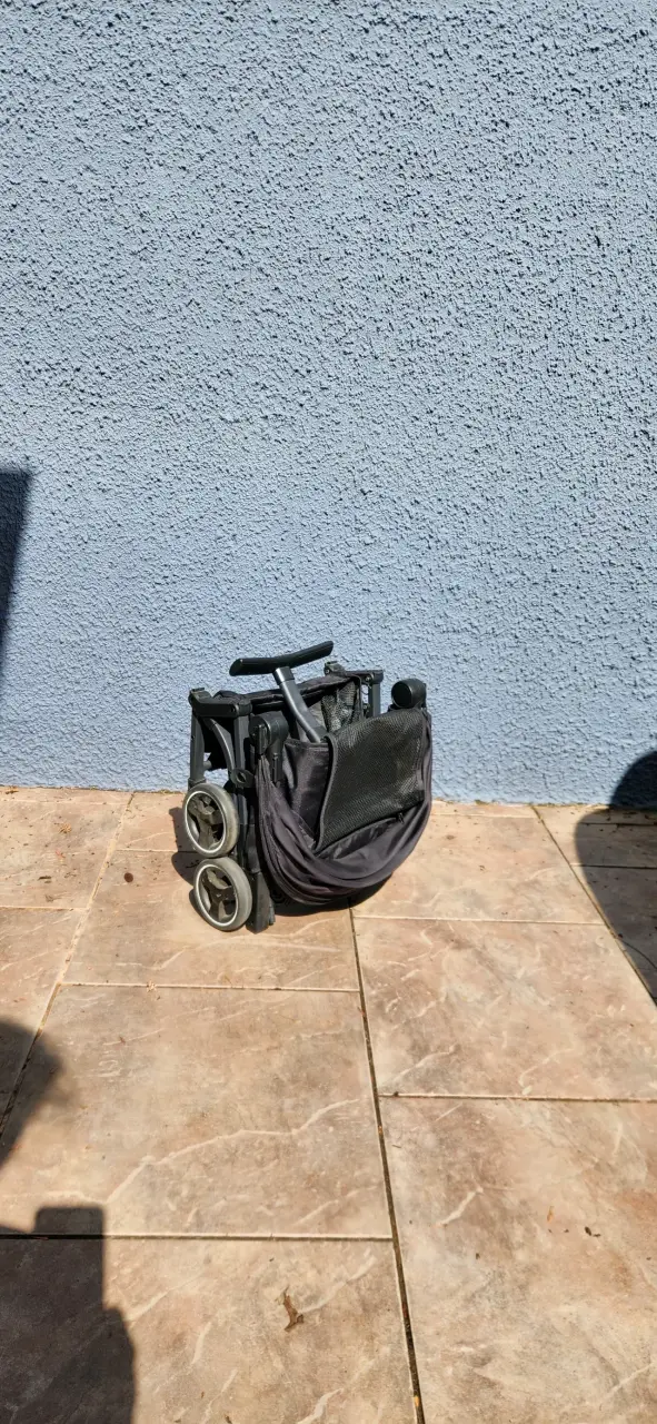 Coche de ultra plegable marca Kidscool - 3