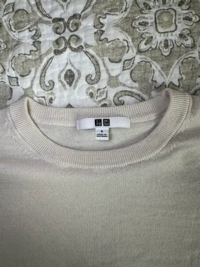 Sweater Uniqlo 100% lana color crudo – Talla S - miniatura 2