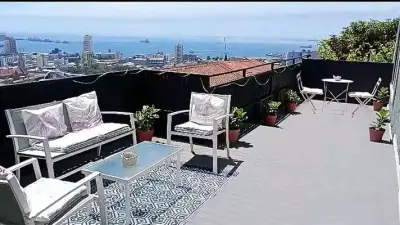 Se arrienda a turistas casa en Valparaíso - miniatura 1