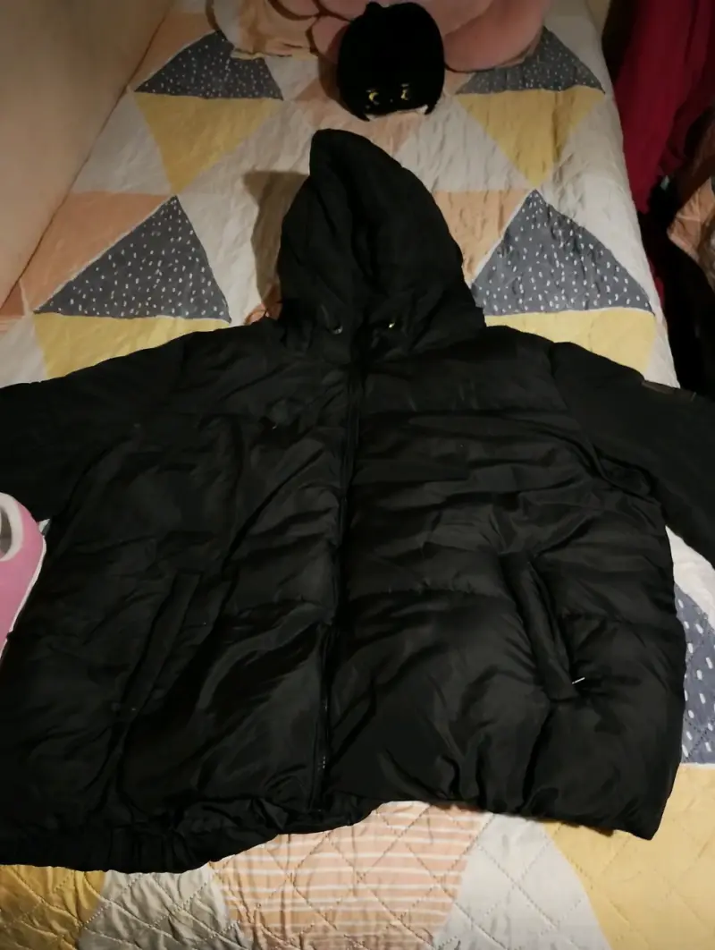 Chaqueta negra Active Flores con capucha - 4