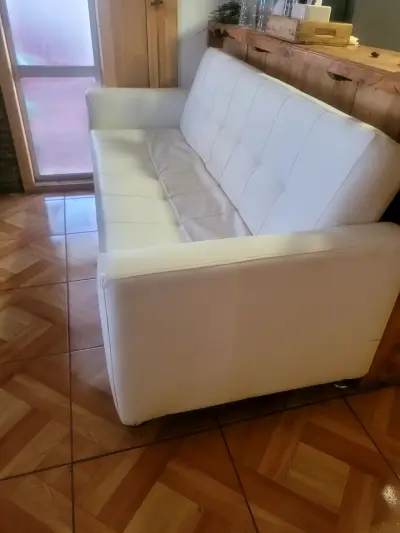 Sofá cama blanco de cuero sintético - miniatura 2