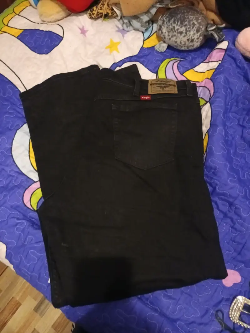 Jeans negros Wrangler - 2