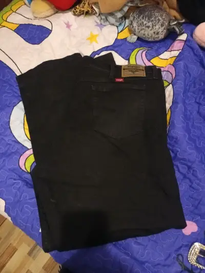 Jeans negros Wrangler - miniatura 2