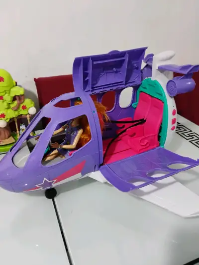 Avión de juguete morado con muñeca incluida - miniatura 5