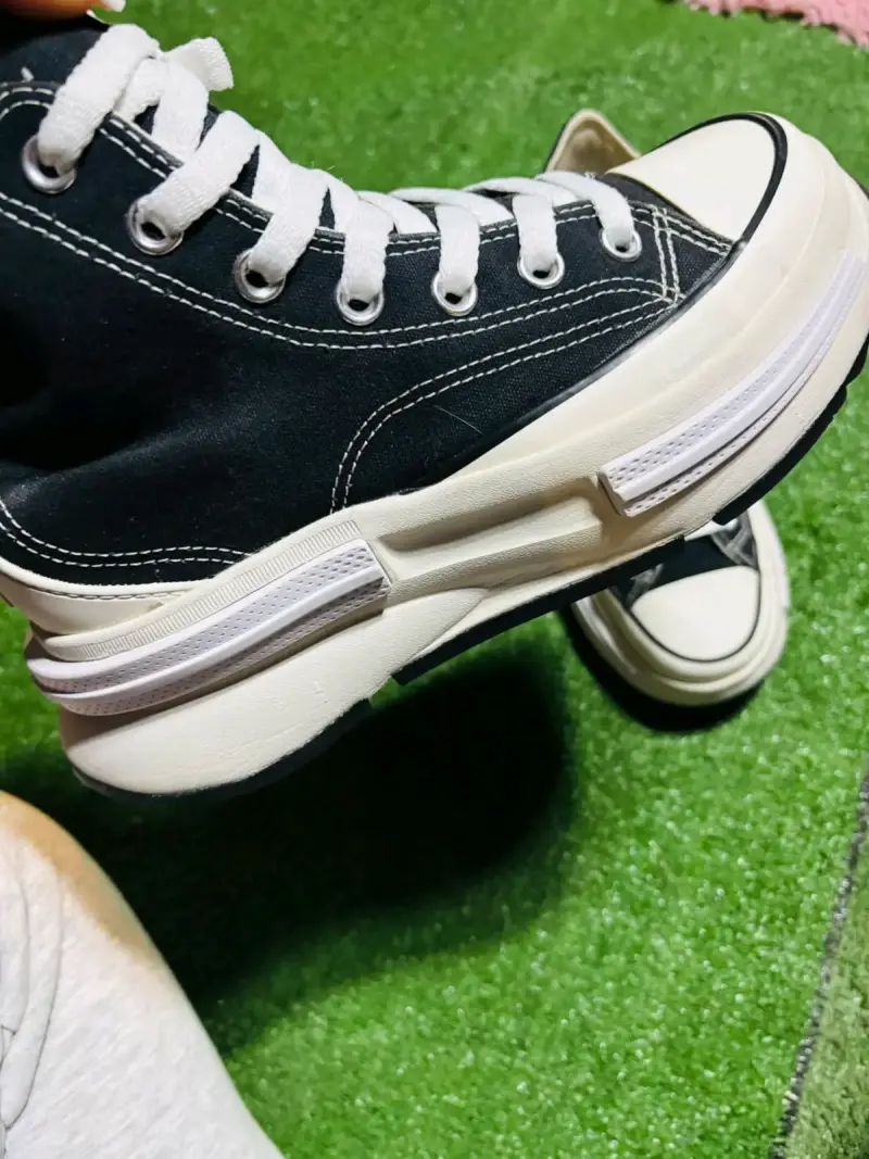 Zapatillas negras de lona con plataforma