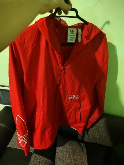 Chaqueta Roja Adidas Primeblue Hombre - miniatura 1