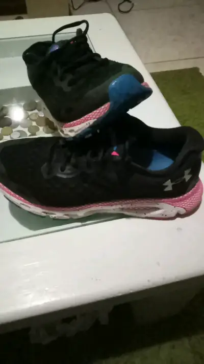Zapatillas deportivas Under Armour HOVR Infinite negras - miniatura 3