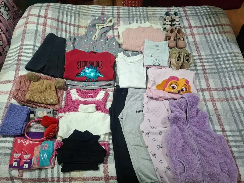 Lote de ropa infantil variada para niñas - 2