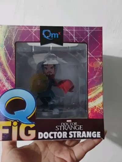 Figura de colección Doctor Strange Q-Fig - miniatura 3