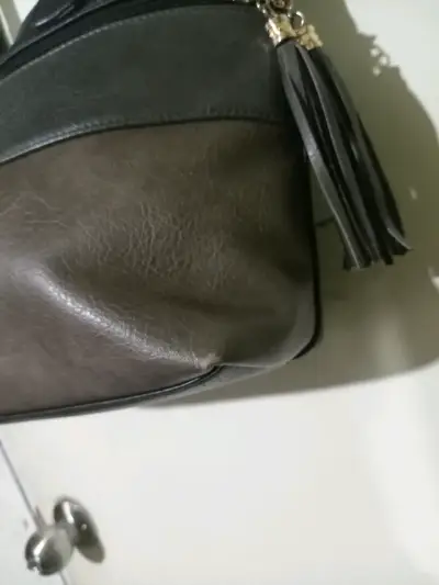 Bolso de cuero bicolor - miniatura 4