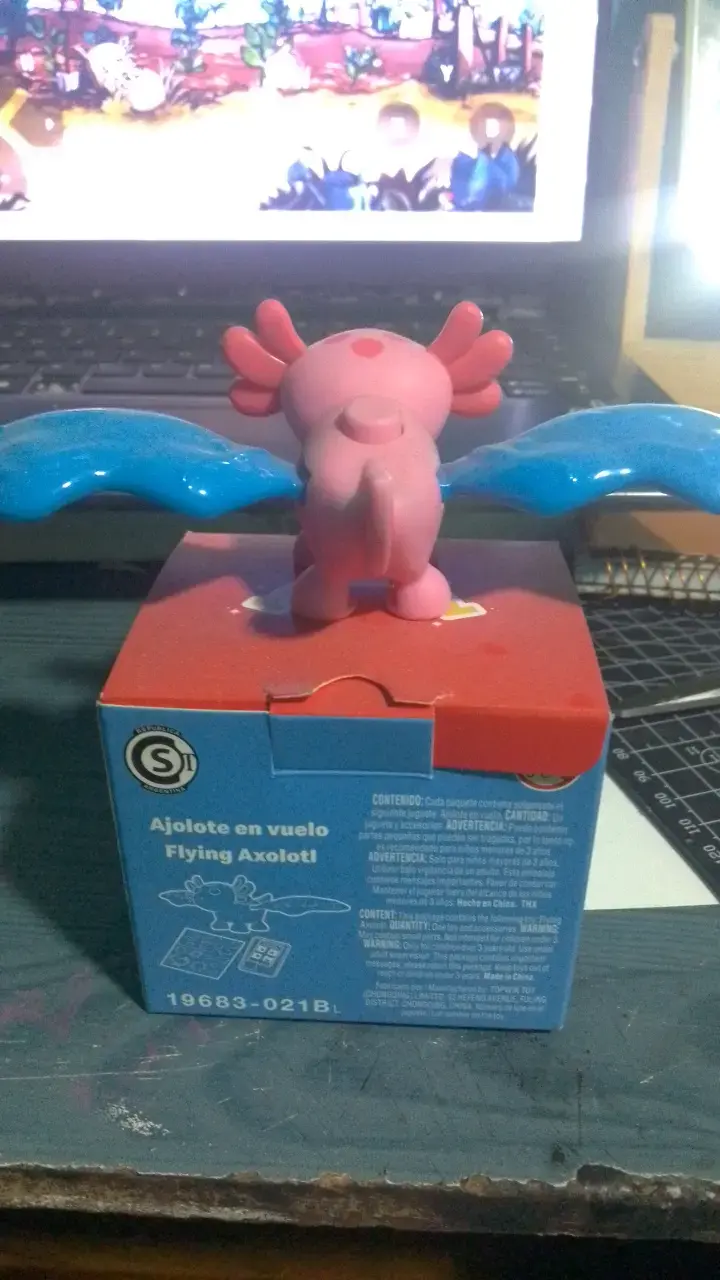 Figurita coleccionable de ajolote - 3