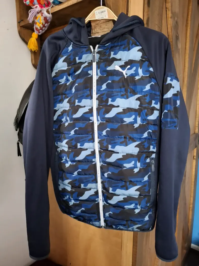 Parka de invierno verde con capucha de piel sintética - 4