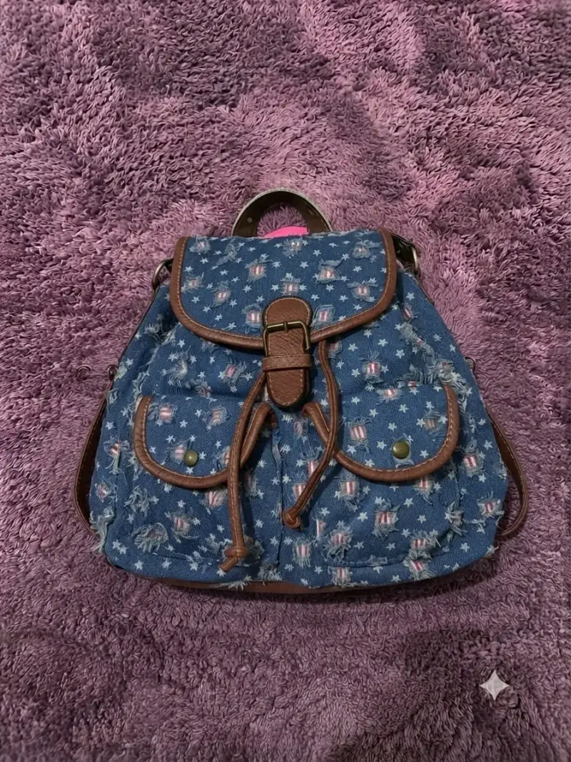 Mochila diseño y2k mediana