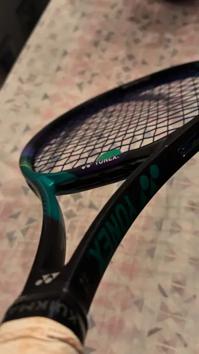 Raqueta de Tenis Yonex VCORE Pro 100 - miniatura 2