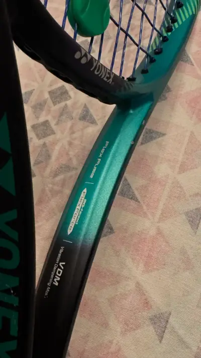 Raqueta de Tenis Yonex VCORE Pro 100 - miniatura 5