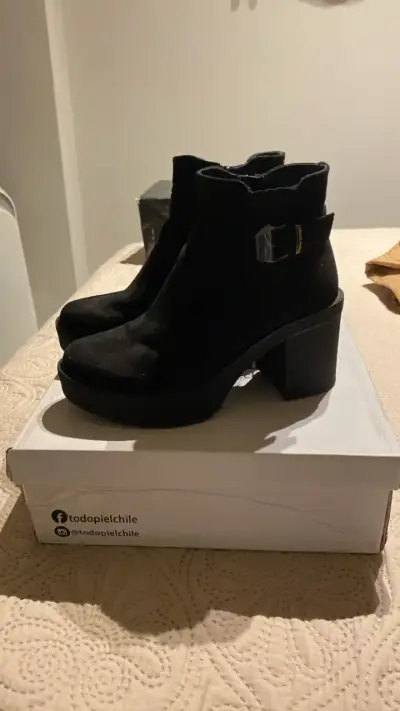 Botines de cuero negro con taco Todopiel - miniatura 2
