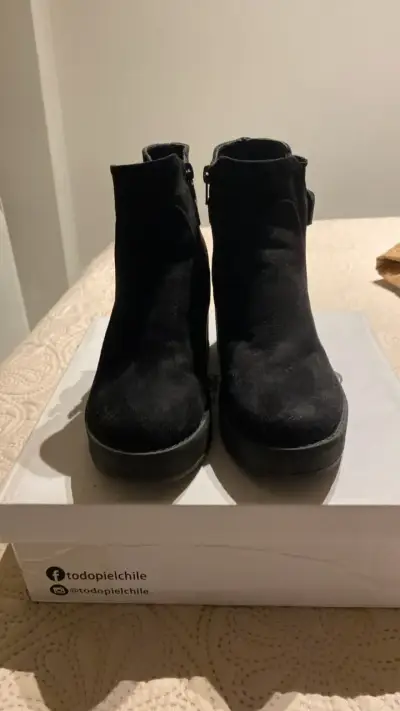 Botines de cuero negro con taco Todopiel - miniatura 3