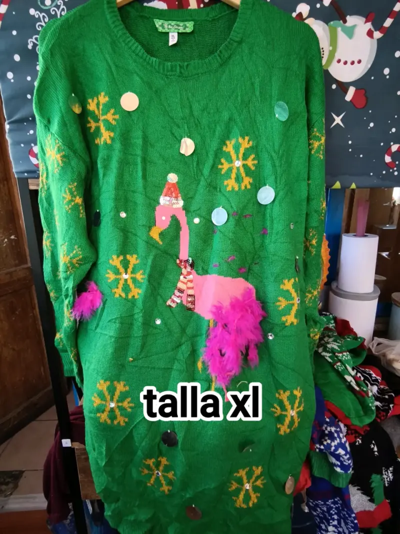 Suéter navideño con diseño de reno talla M - 2